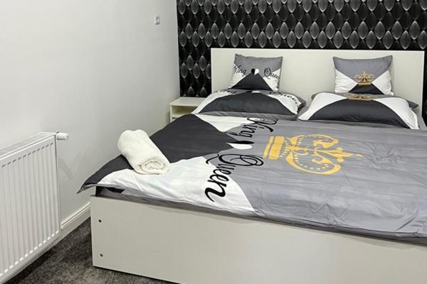 Adel Apartman Kisujszallas Exterior foto